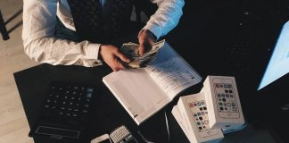 Career Paths in Finance and Accounting