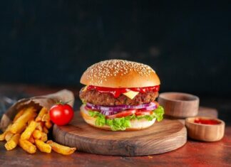 Advantages of Franchising a Burger Store Burger Store