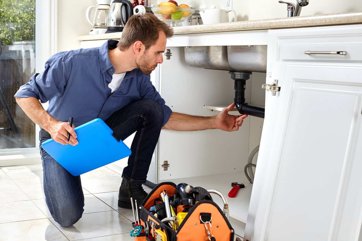 How To Find Professional Plumber To Clear Blocked Drains